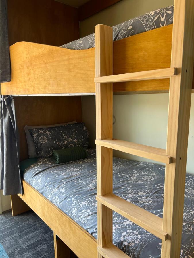Adventure Wanaka Hostel Экстерьер фото