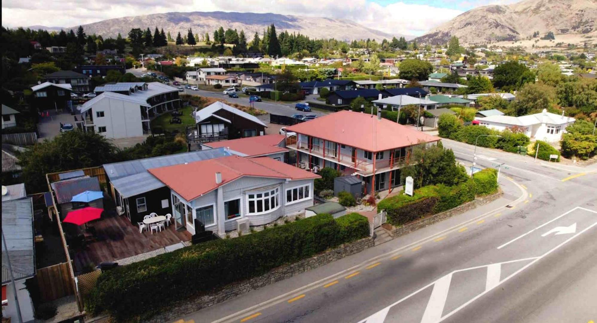 Adventure Wanaka Hostel Экстерьер фото